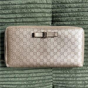 Gucci Beige Wallet
